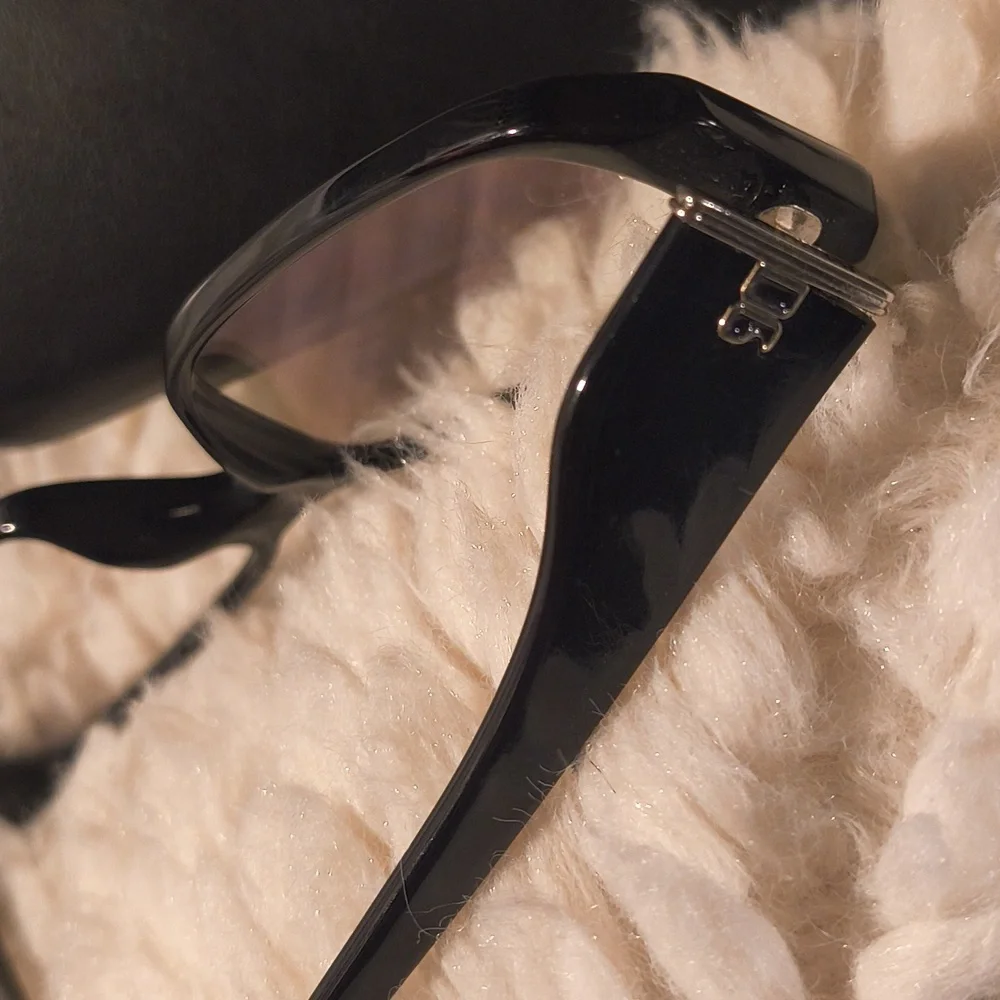 Dolce & Gabbana Sleek Sexy Baddie Office Bae Black Glasses with Case - Picture 2 of 7